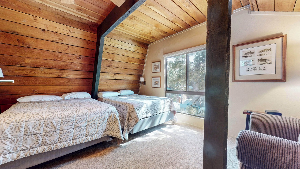 Photo of Bedroom in Majestic Pines