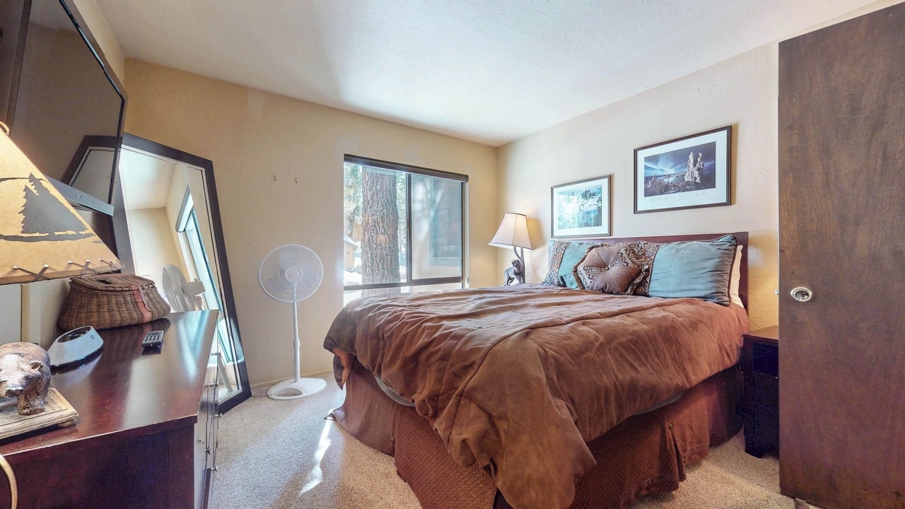 Photo of Bedroom in Majestic Pines