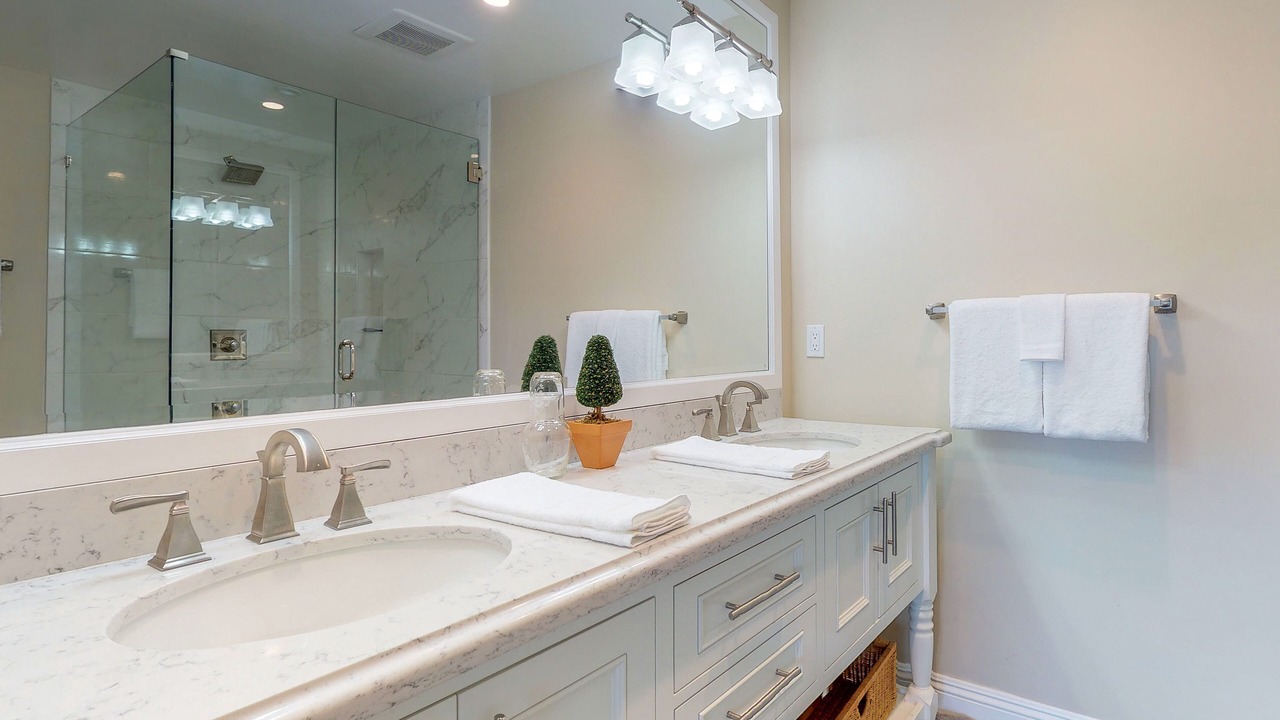 Photo of Bathroom in Lake Arrowhead