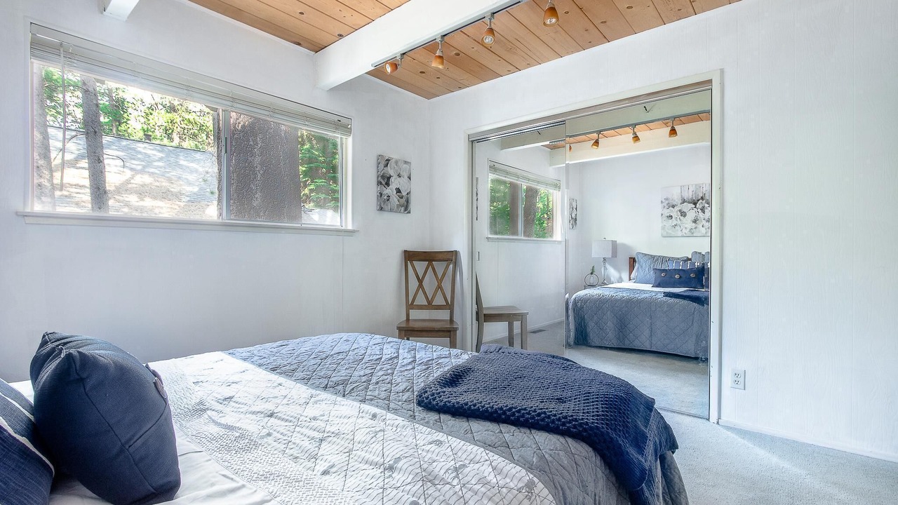Photo of Bedroom in Pioneer Trail