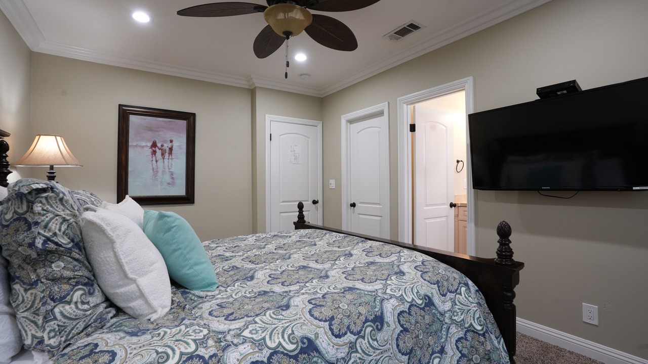 Photo of Bedroom in Hermosa Village