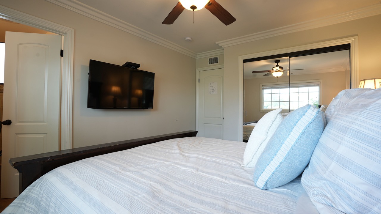 Photo of Bedroom in Hermosa Village