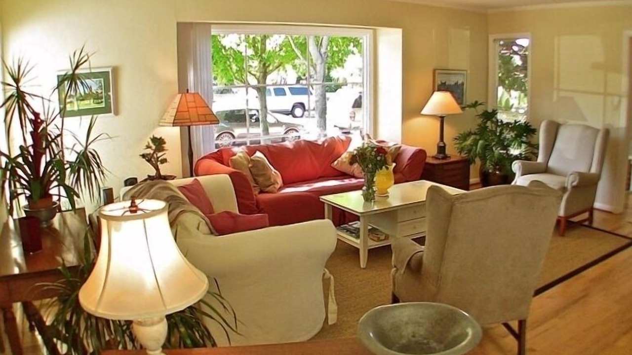 Photo of Livingroom in Beach Barber Tract