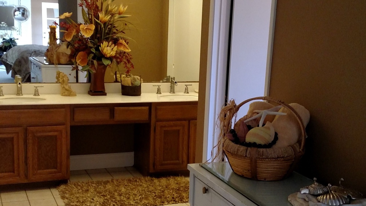Photo of Bathroom in Lake Forest