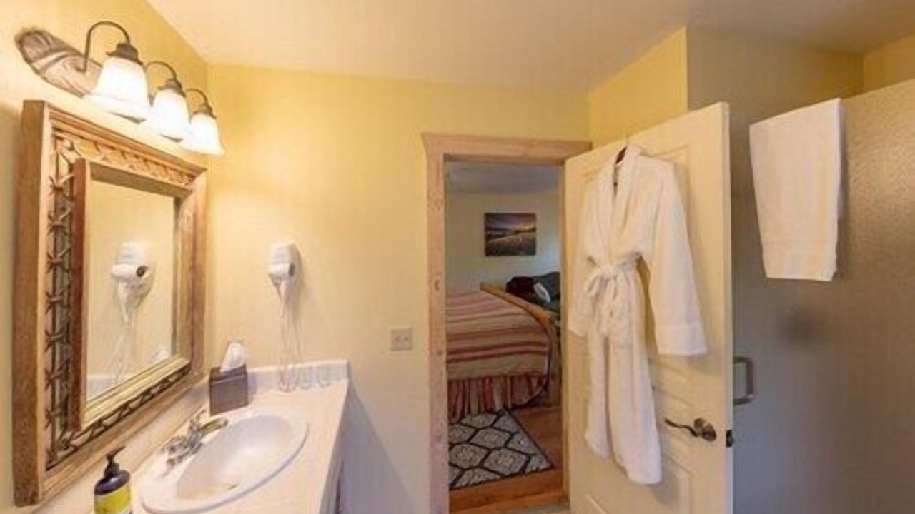 Photo of Bathroom in Calistoga