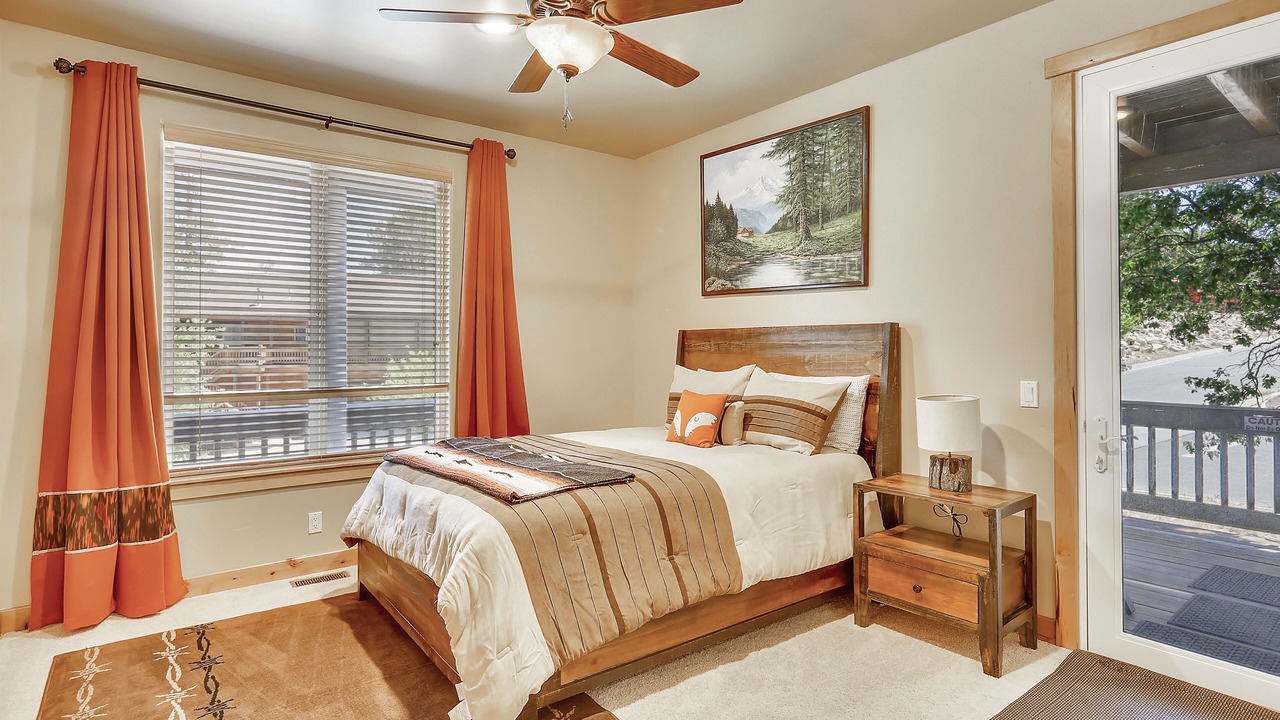 Photo of Bedroom in Castle Glen Estates