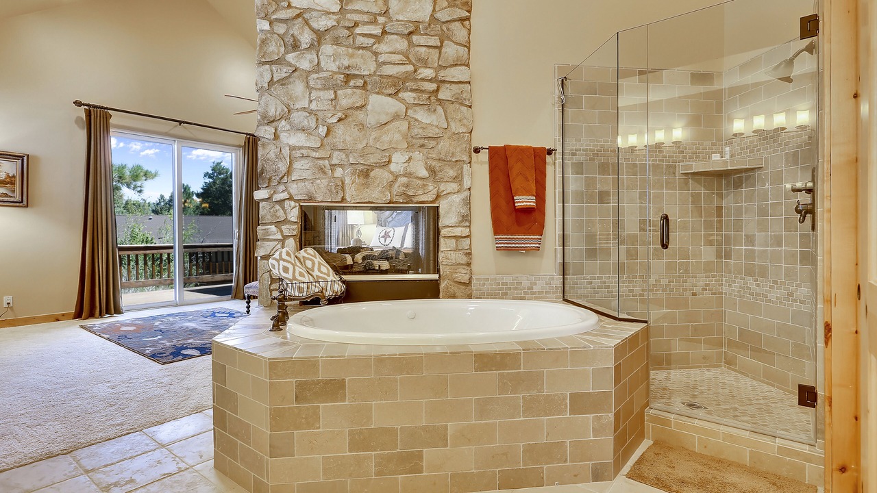 Photo of Bathroom in Castle Glen Estates
