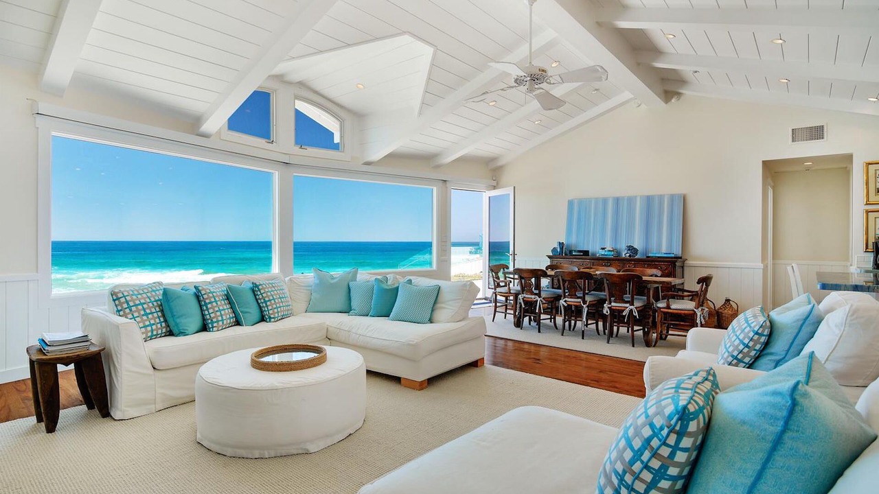 Photo of Bedroom in La Jolla Shores