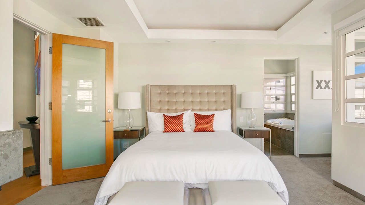 Photo of Bedroom in The Strand