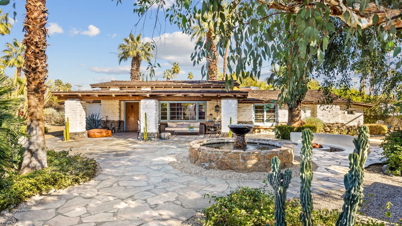 Photo of Outdoor in Warm Sands