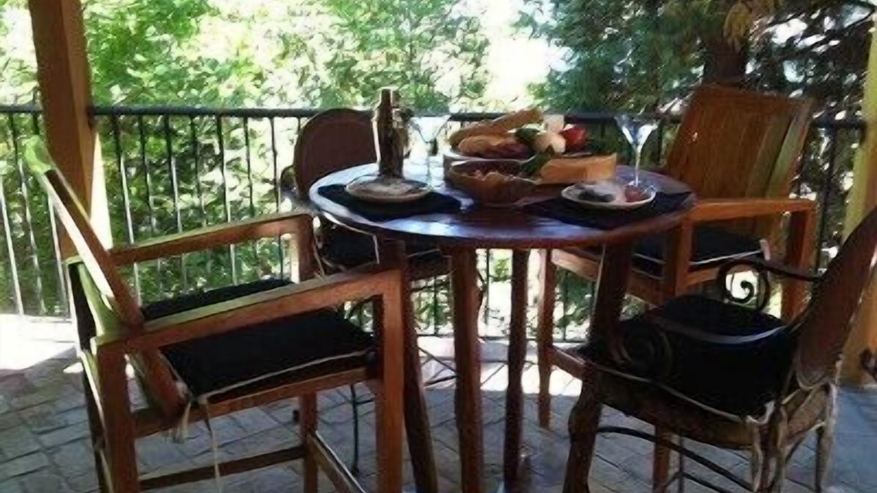 Photo of Outdoor in Blue Jay