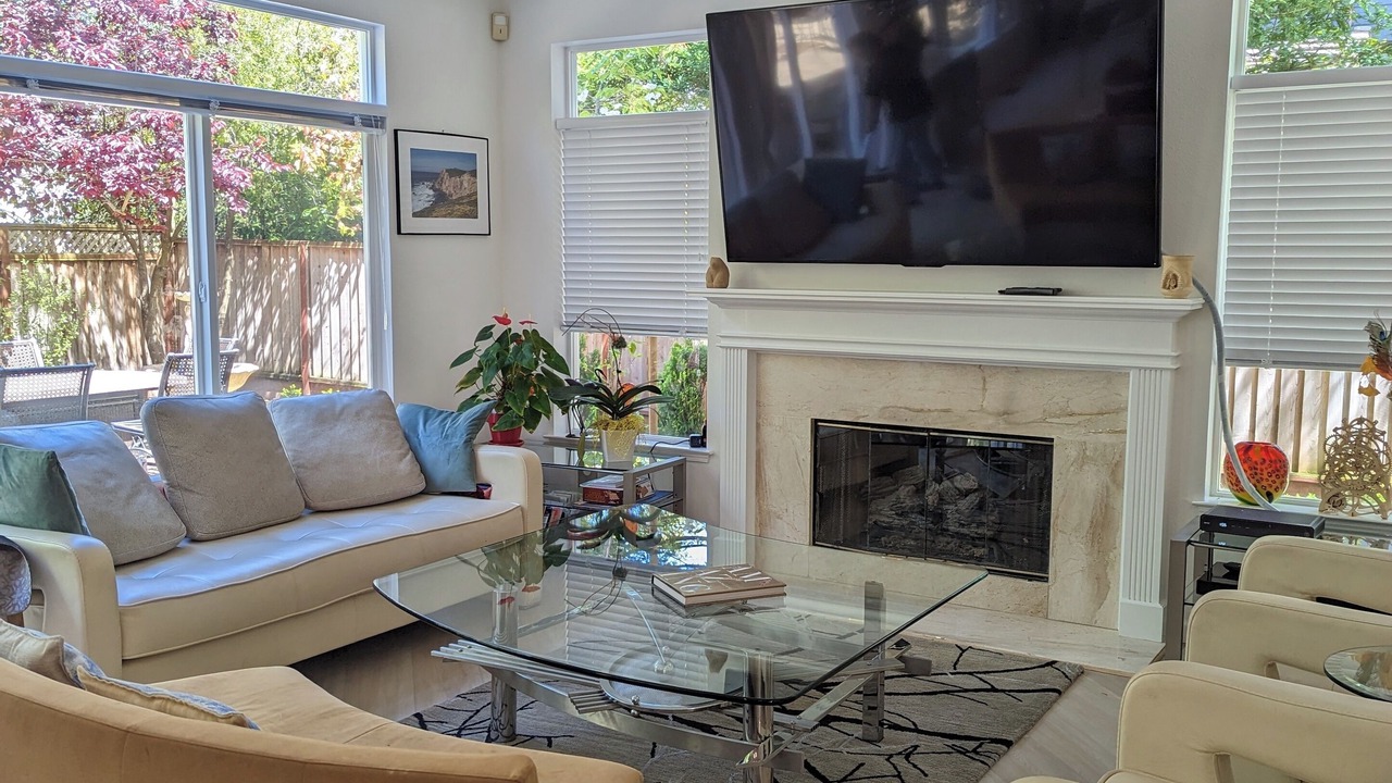 Photo of Livingroom in Half Moon Bay