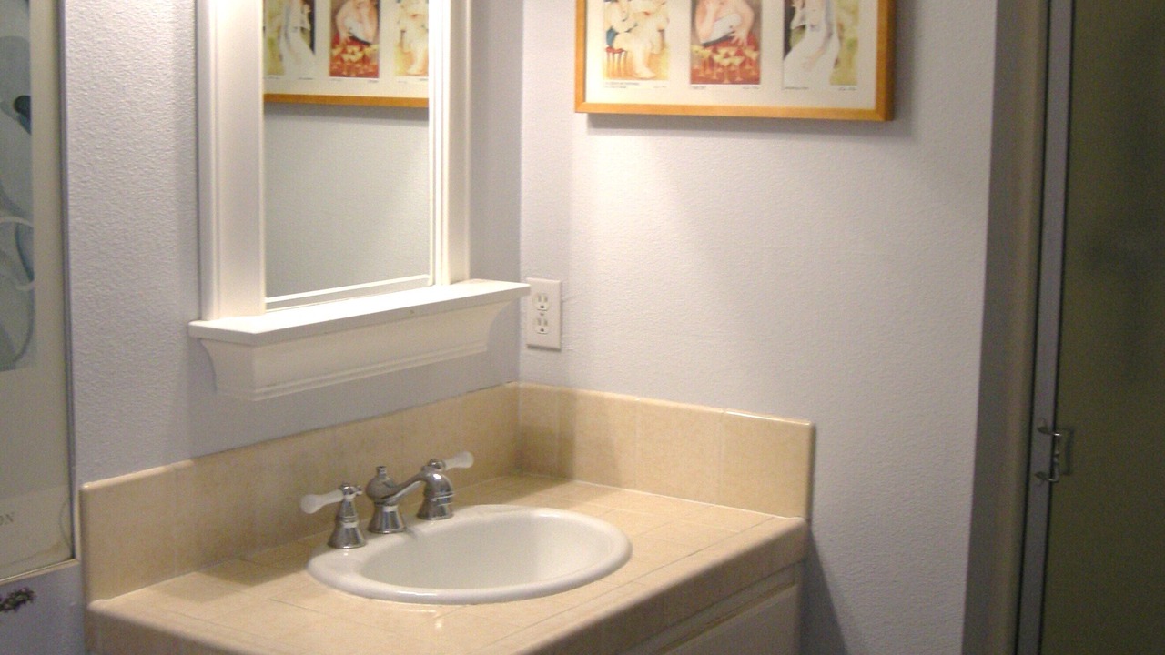 Photo of Bathroom in Westside Costa Mesa