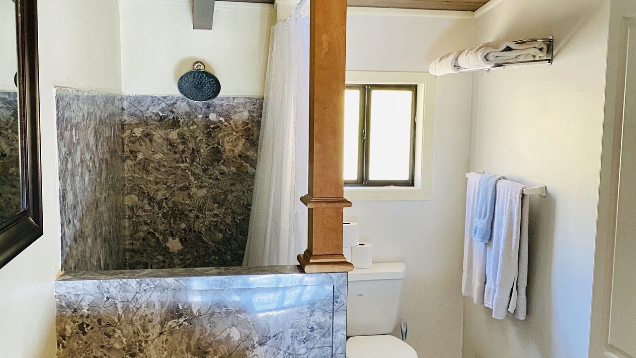Photo of Bathroom in Marshall