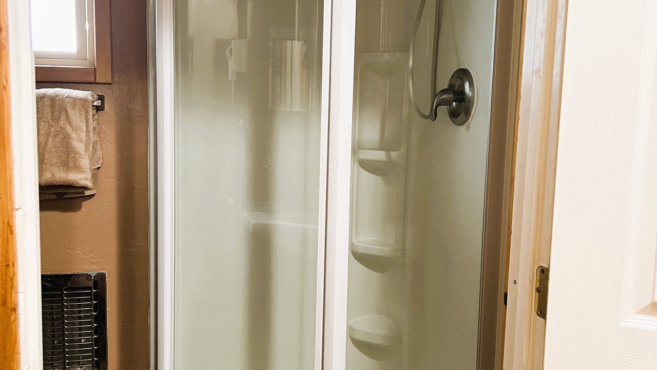 Photo of Bathroom in Peninsula Village