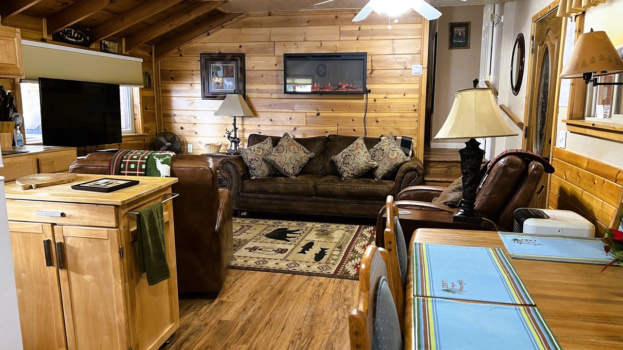 Photo of Bedroom in Peninsula Village