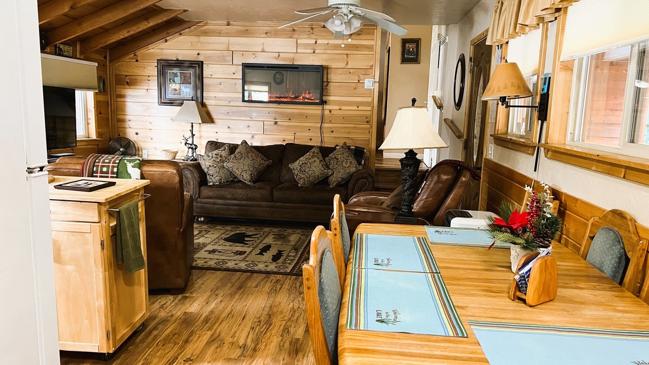 Photo of Bedroom in Peninsula Village
