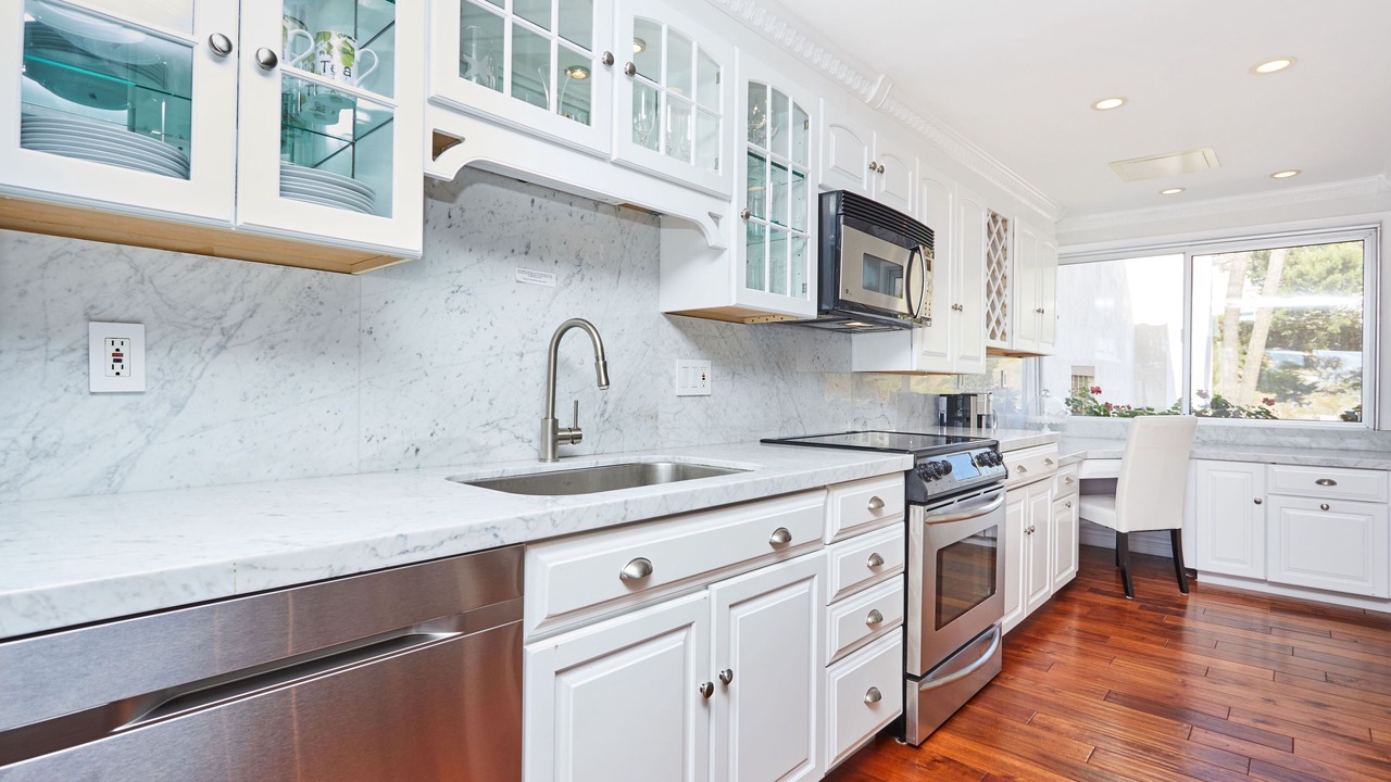 Photo of Kitchen in Eastern Malibu