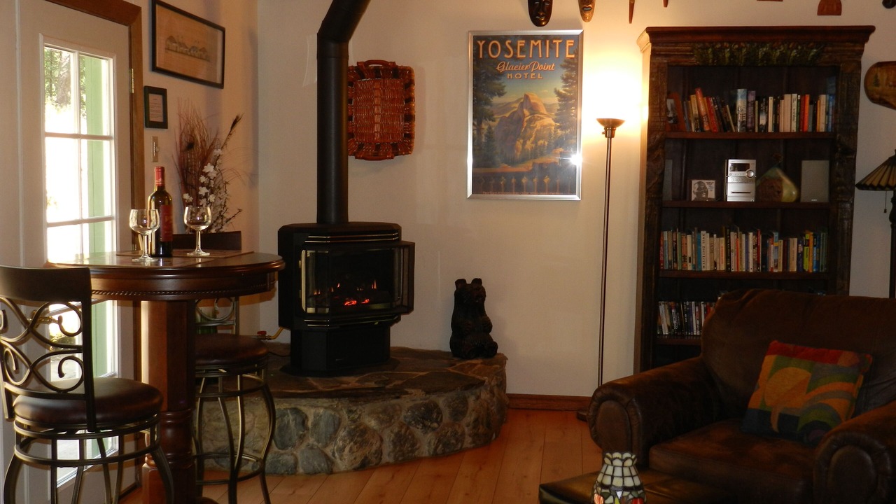Photo of Others in Mariposa