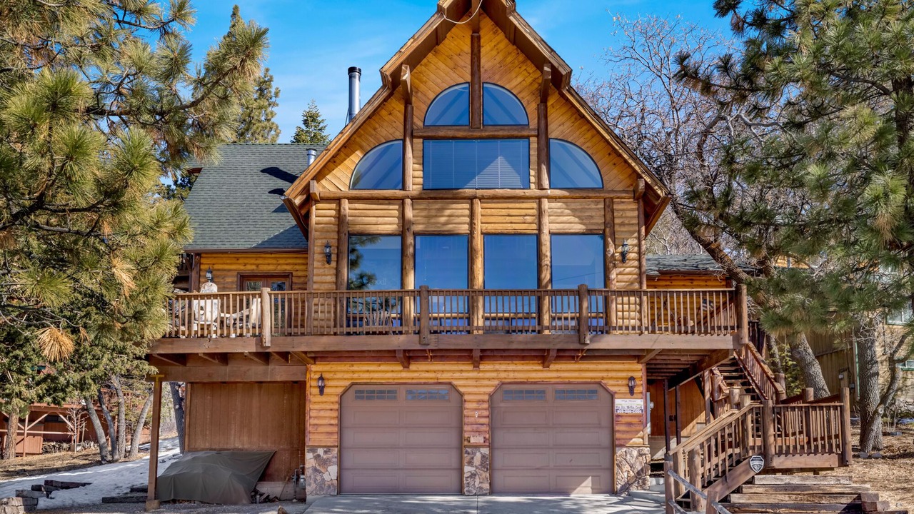 Photo of Outdoor in Upper Moonridge