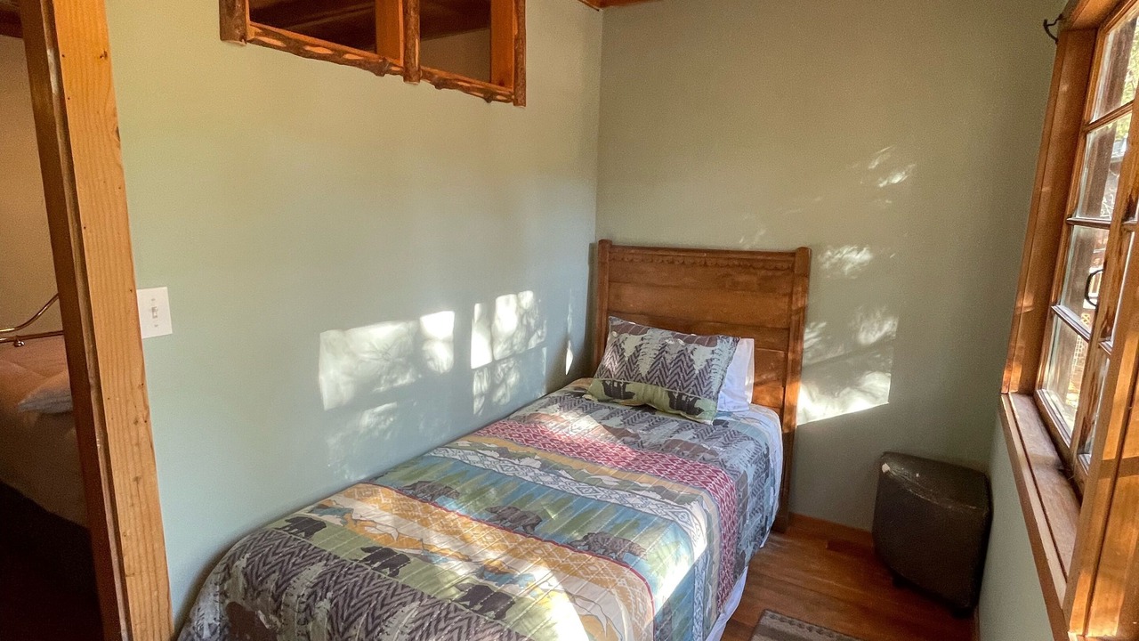 Photo of Bedroom in Twain Harte