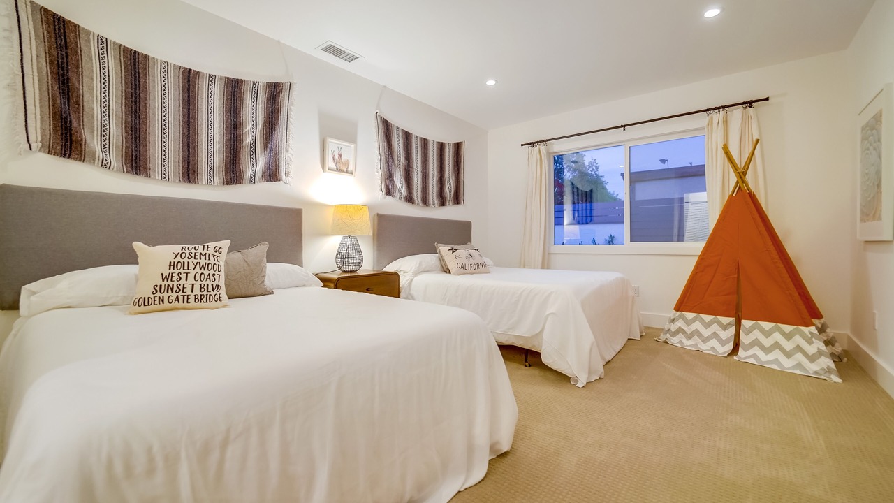 Photo of Bedroom in North Central