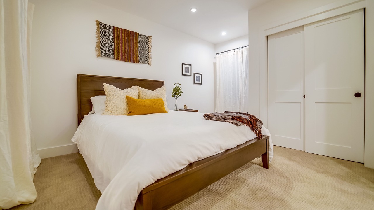 Photo of Bedroom in North Central