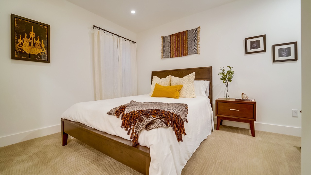 Photo of Bedroom in North Central