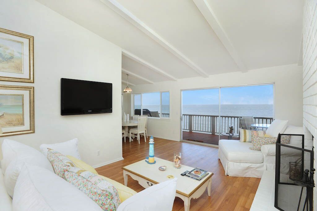 Photo of Bedroom in Eastern Malibu