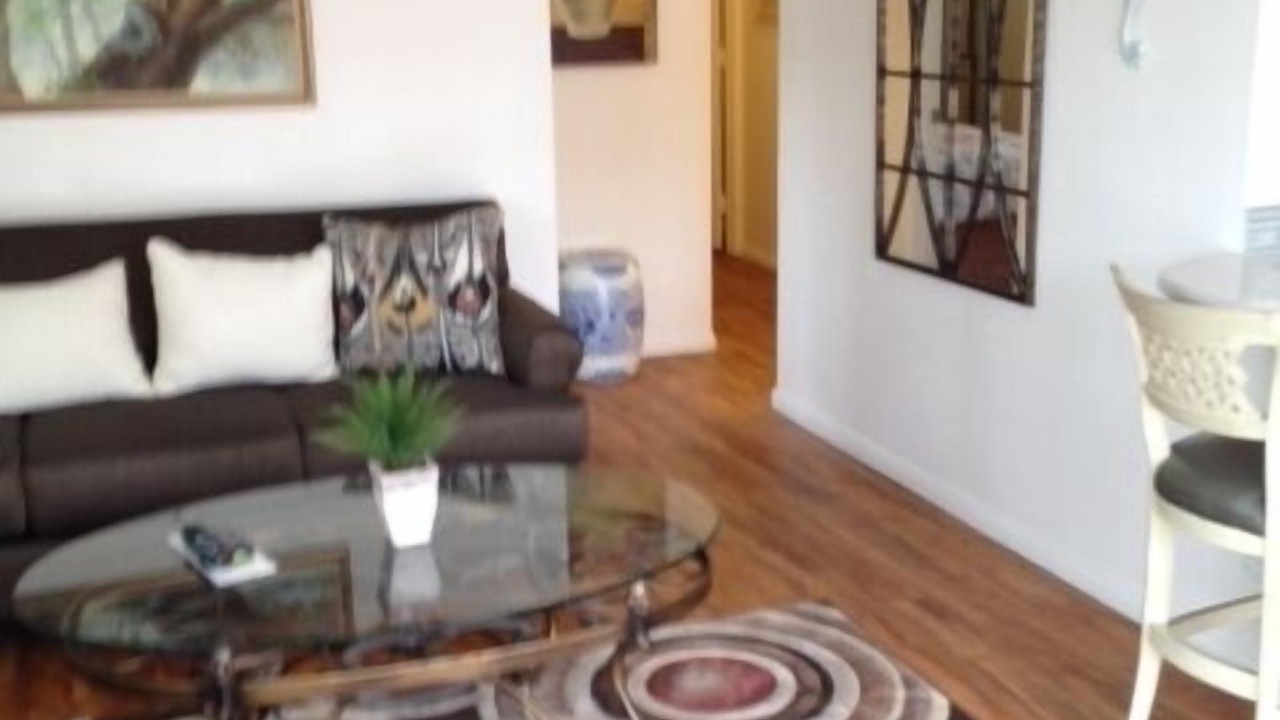 Photo of Livingroom in North Pacific Beach