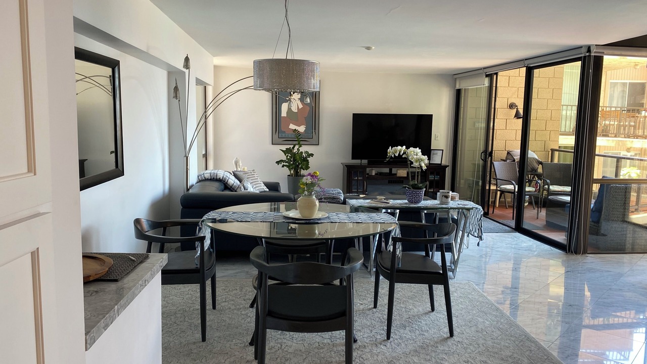 Photo of Livingroom in South Redondo