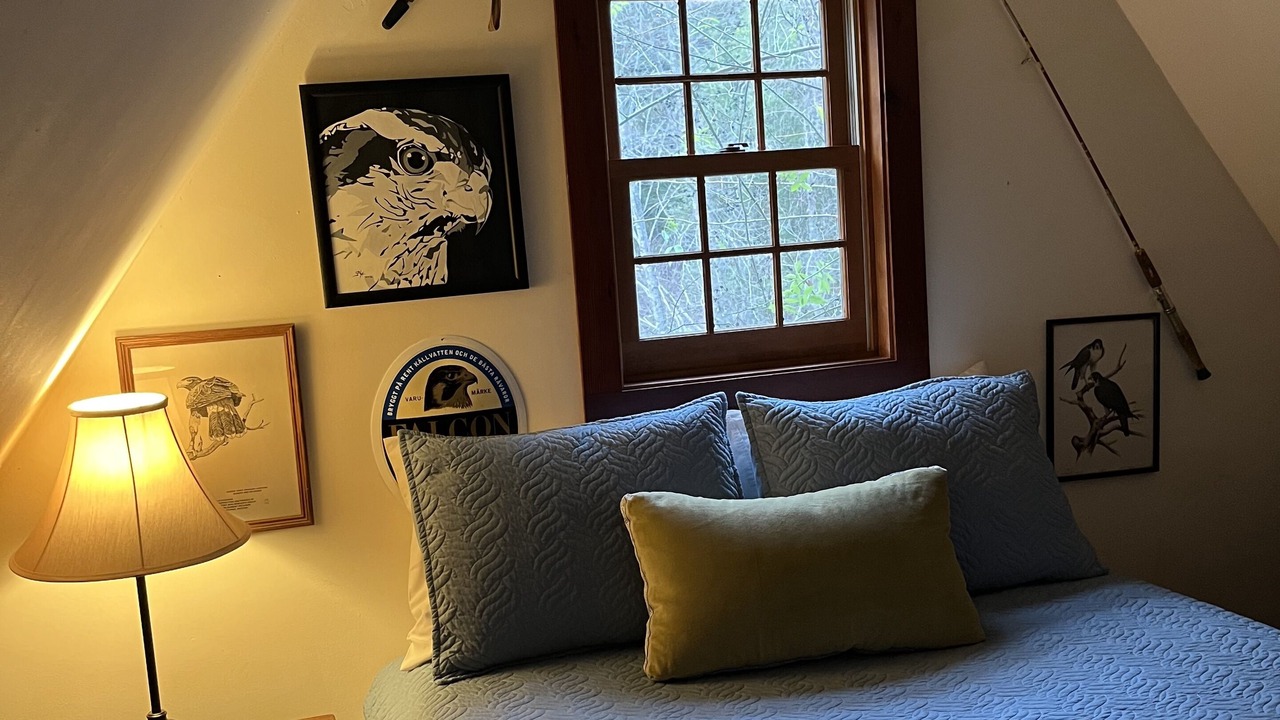 Photo of Bedroom in Willits