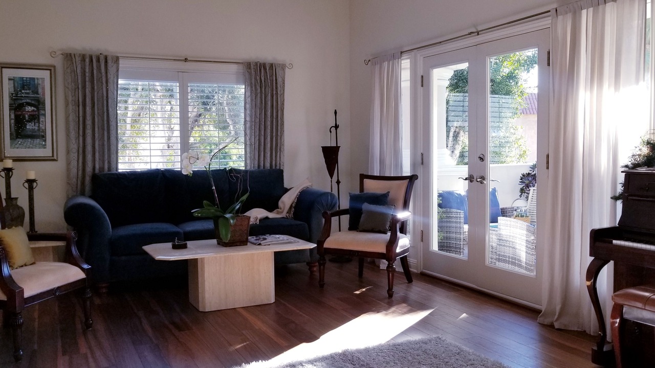 Photo of Livingroom in North Redondo