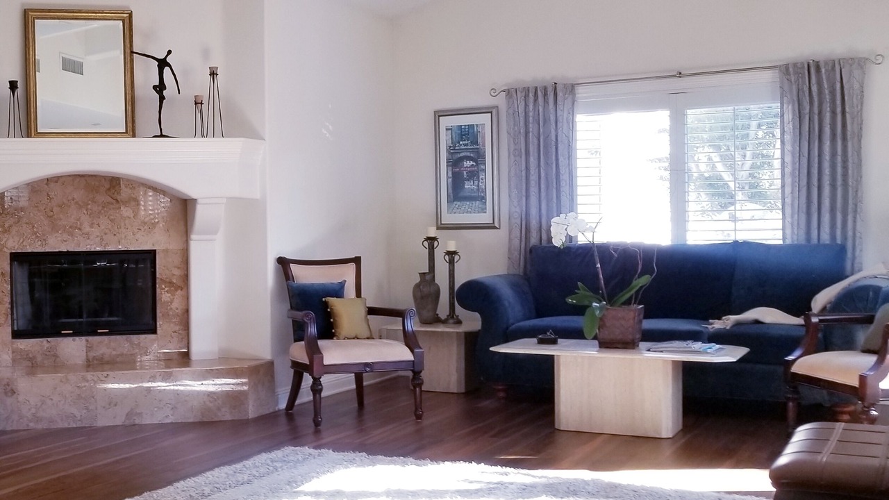 Photo of Livingroom in North Redondo