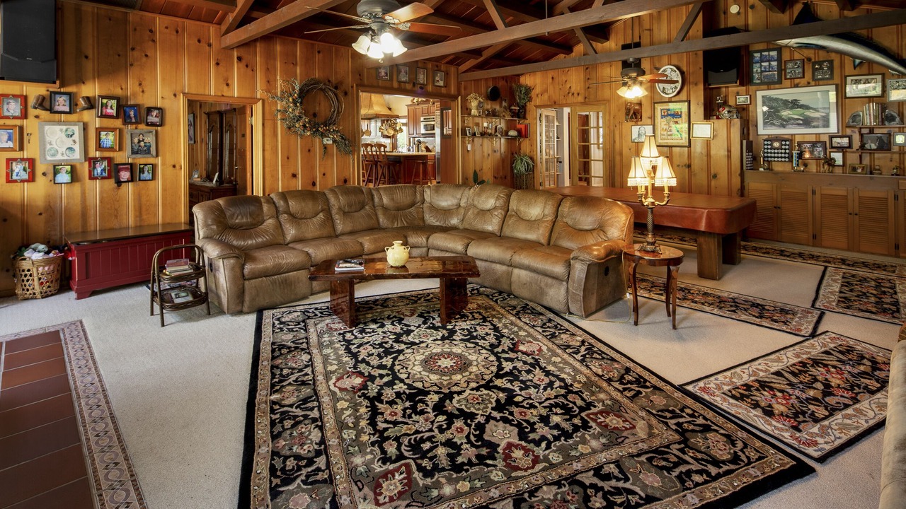 Photo of Livingroom in Salinas