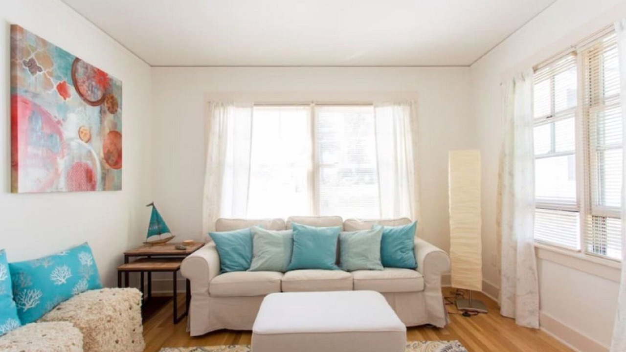 Photo of Livingroom in Beach Hill - Beach Flats