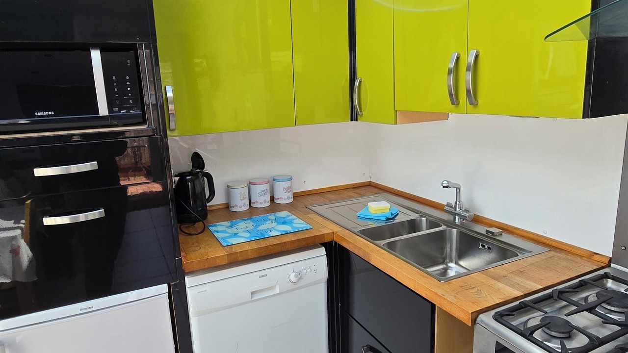 Photo of Kitchen in Barton-on-Sea