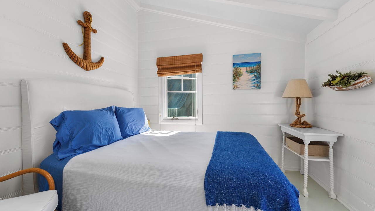 Photo of Bedroom in Balboa Island