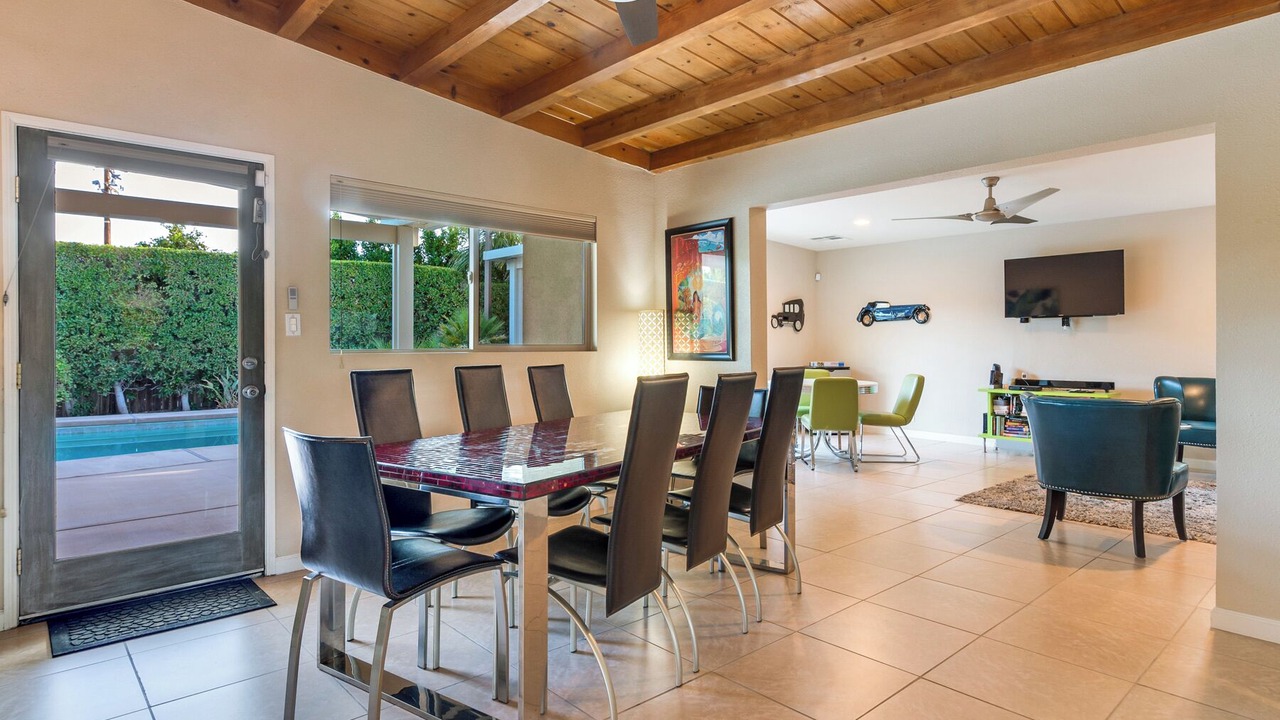 Photo of Livingroom in Palm Springs