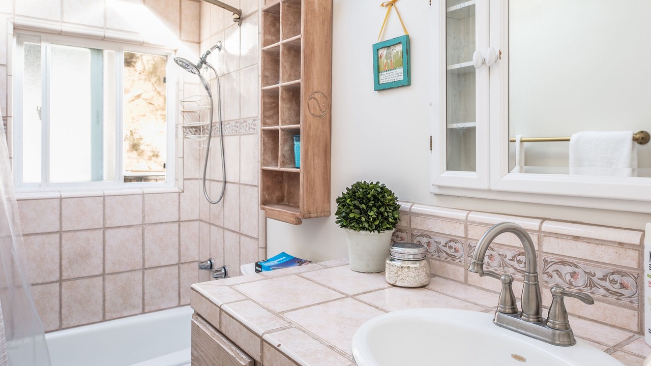 Photo of Bathroom in Mission Fields