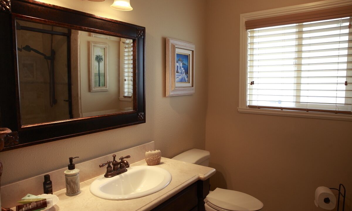 Photo of Bathroom in Huntington Beach