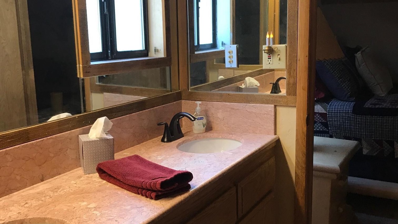 Photo of Bathroom in Eagle Mountain Estates