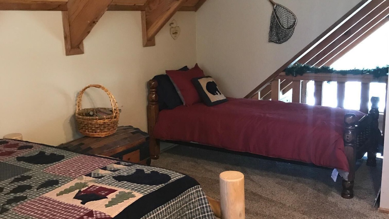 Photo of Bedroom in Eagle Mountain Estates