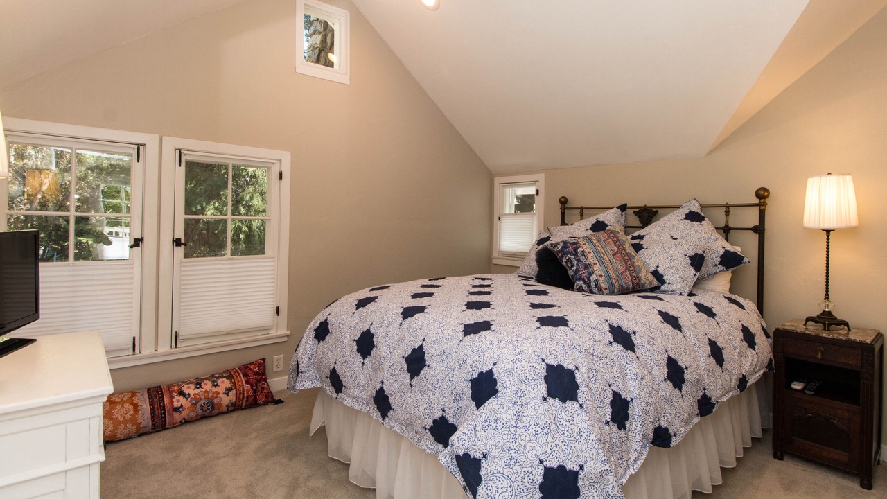 Photo of Bedroom in Los Angeles County