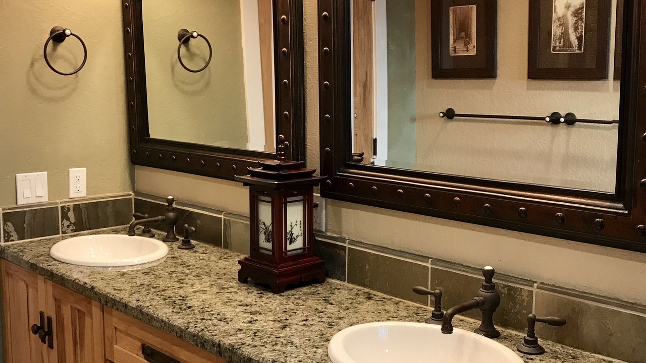 Photo of Bathroom in Groveland