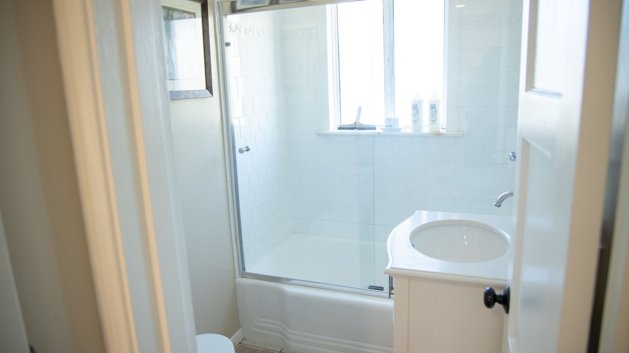Photo of Bathroom in Laguna Beach