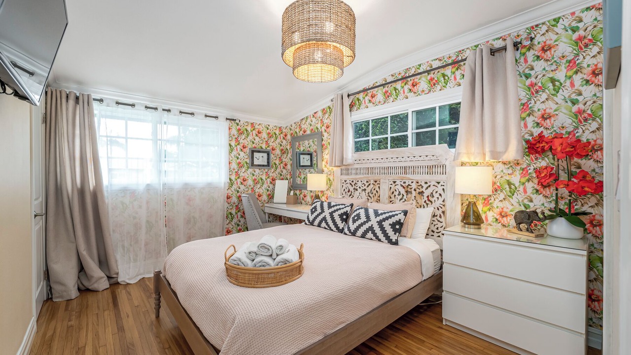 Photo of Bedroom in Hermosa Village