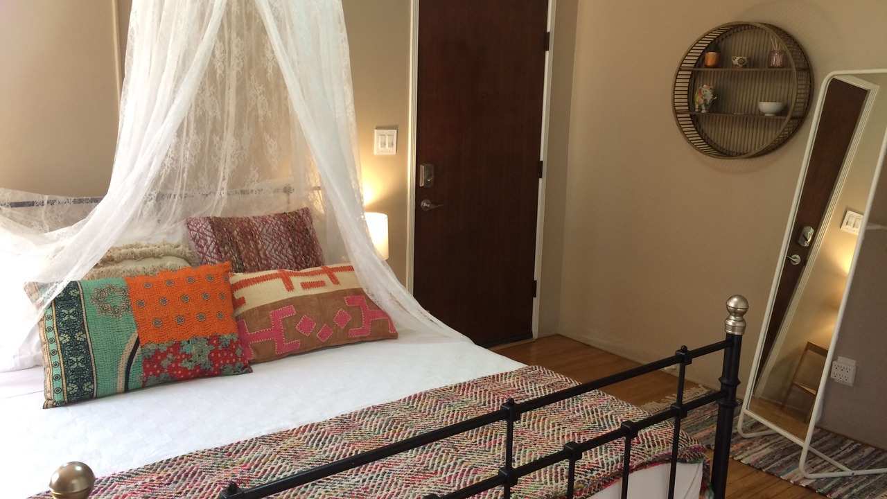 Photo of Bedroom in Burbank