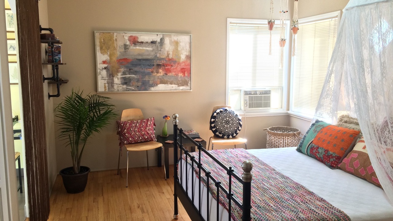 Photo of Bedroom in Burbank