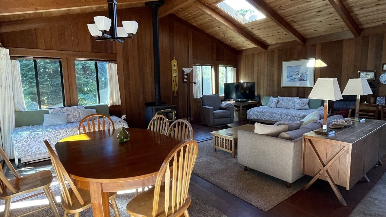 Photo of Bedroom in Fort Bragg